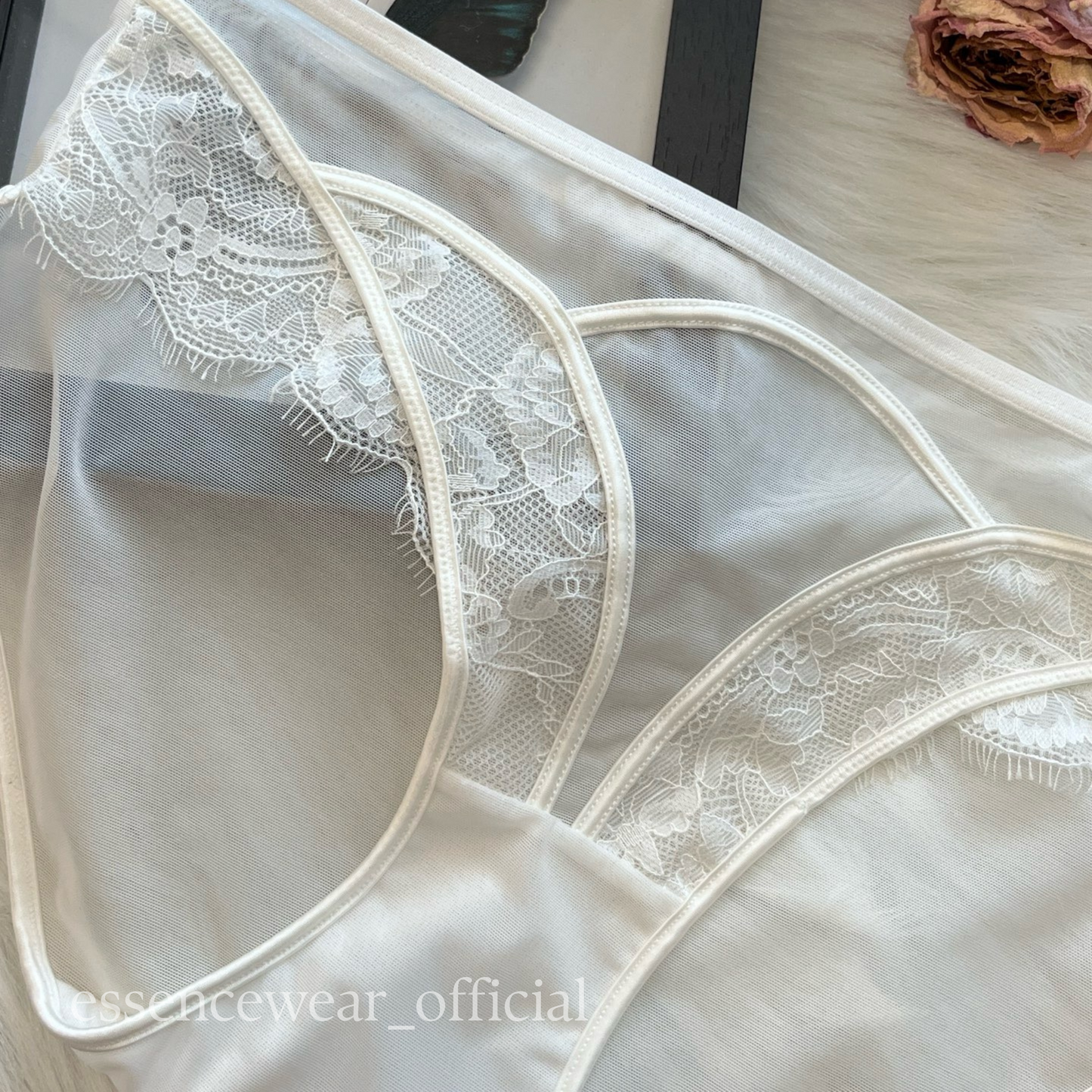 Ariana Underwear