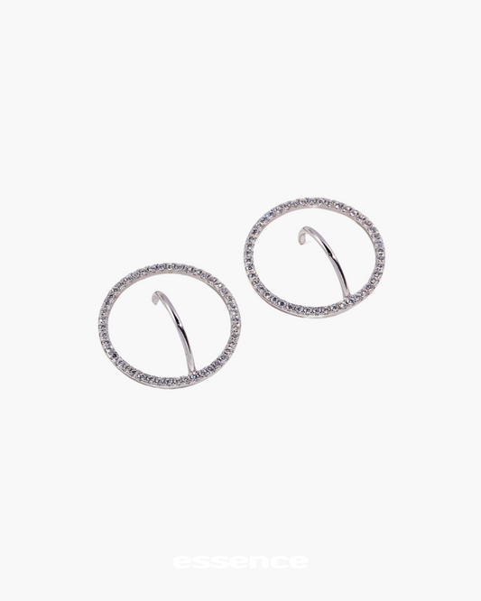 Bold Elegance Hoop Earring - essence