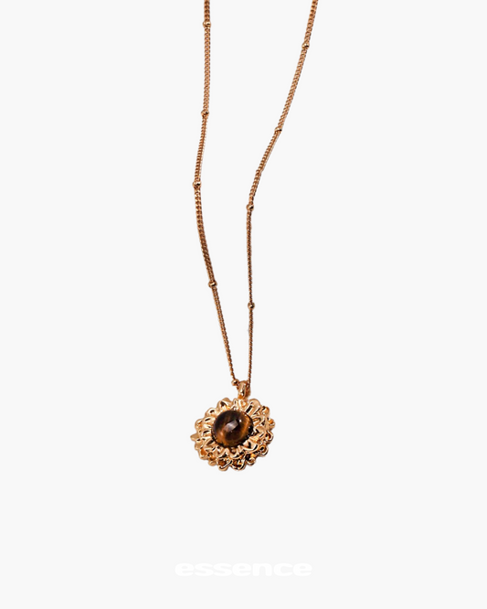 Gold-Plated Floral Pendant Necklace - essence